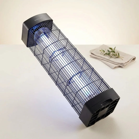 درع الحماية الشامل – صائد الحشرات الضوئي بتقنية السحب الصامت